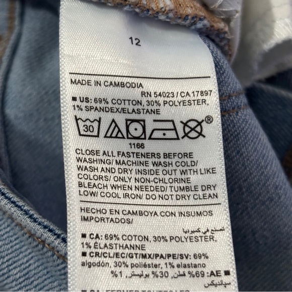 Old Navy Wow High Rise Straight Light Blue Denim Jeans Size 12 - Picture 5 of 8